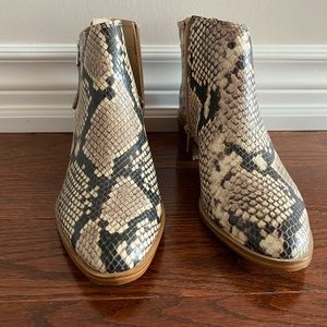 Aldo Faux Snakeskin Ankle Boots Size 6.5 NWT